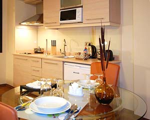 2 person junior suite with city view, king bed, private facilities (bath and shower), and breakfast